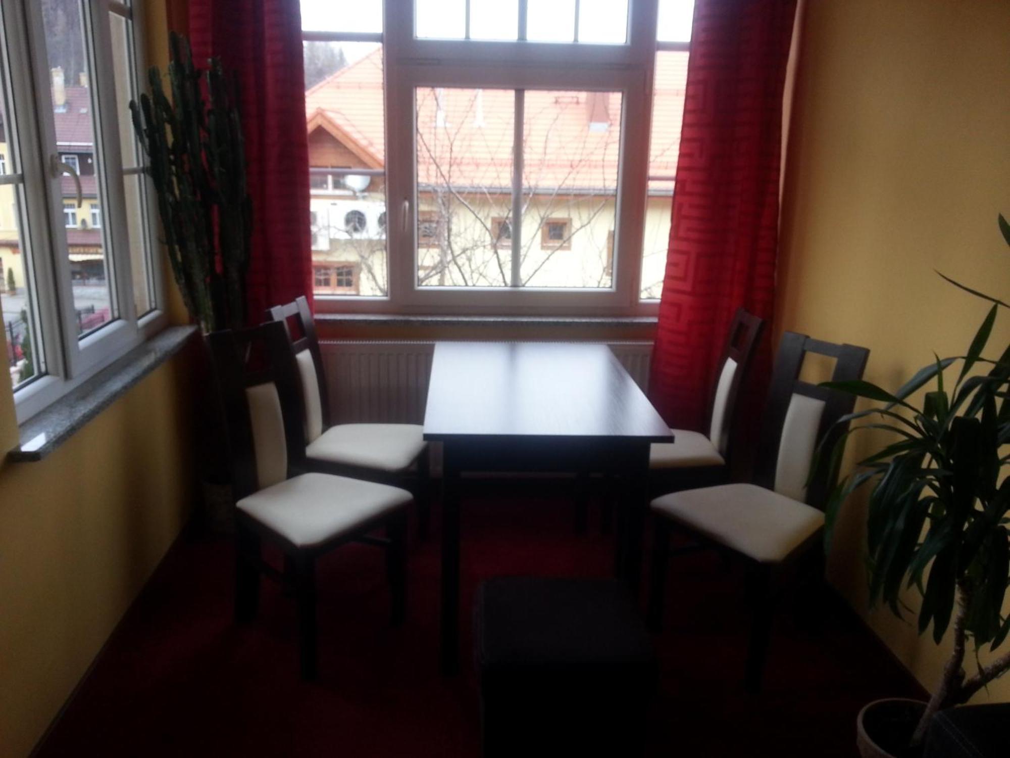 Kostka Apartment *